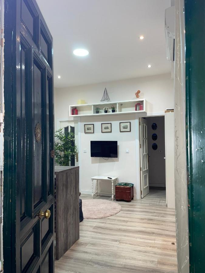 Apartamento Tres Peces - Madrid Centro Ngoại thất bức ảnh