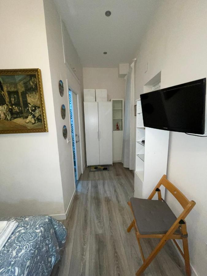 Apartamento Tres Peces - Madrid Centro Ngoại thất bức ảnh