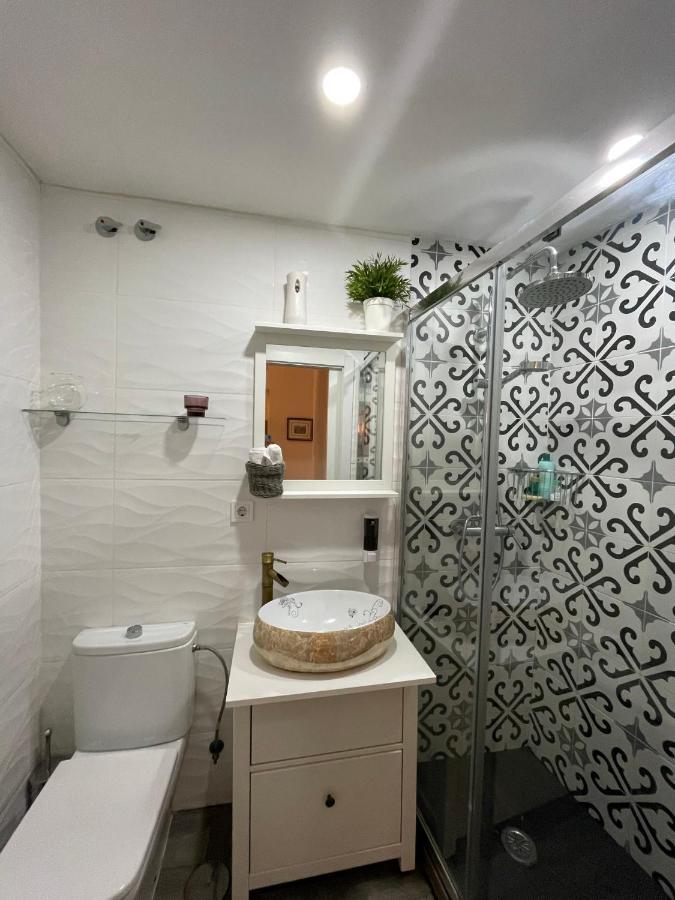 Apartamento Tres Peces - Madrid Centro Ngoại thất bức ảnh