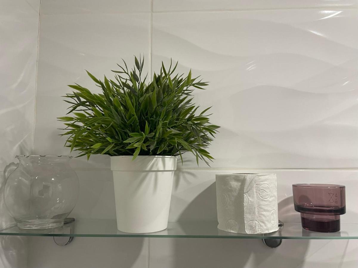 Apartamento Tres Peces - Madrid Centro Ngoại thất bức ảnh